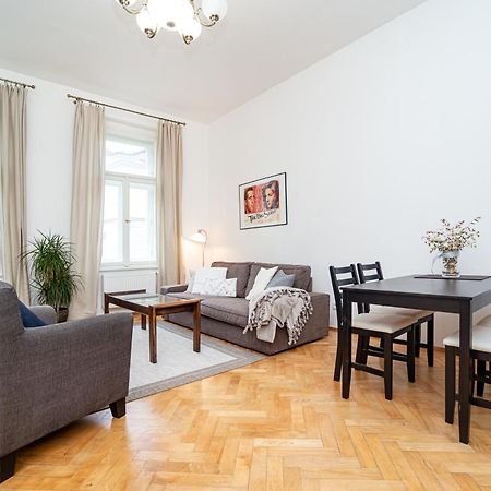 Quiet Apartment In The Old Town Prága Kültér fotó