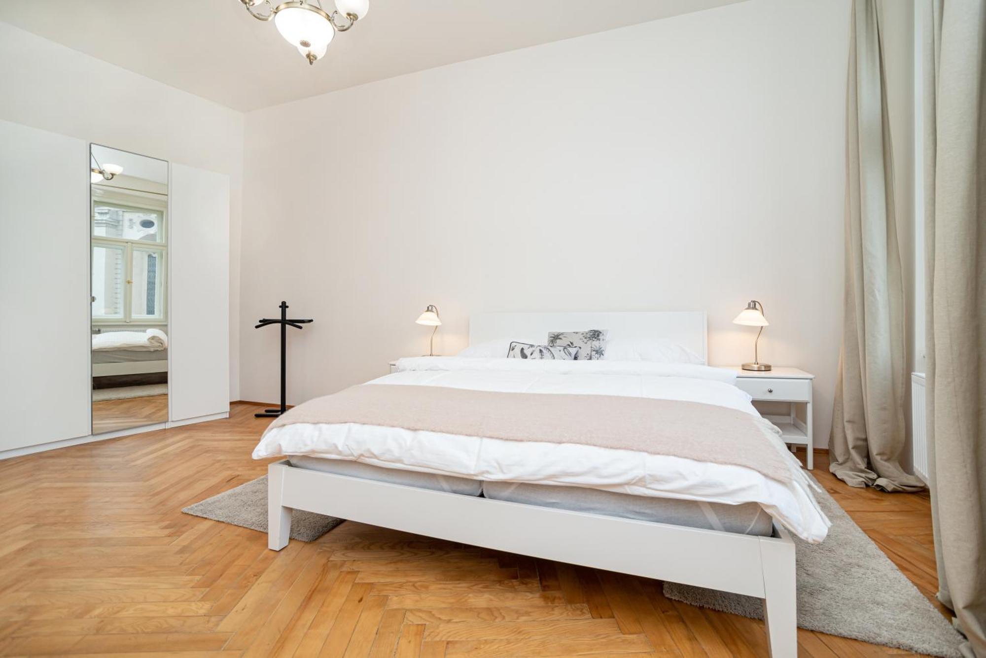 Quiet Apartment In The Old Town Prága Kültér fotó